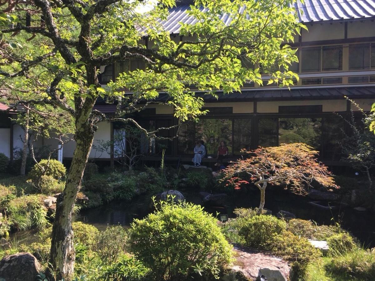 Temple Lodging Shukubo Kakurinbo Minobu Eksteriør billede