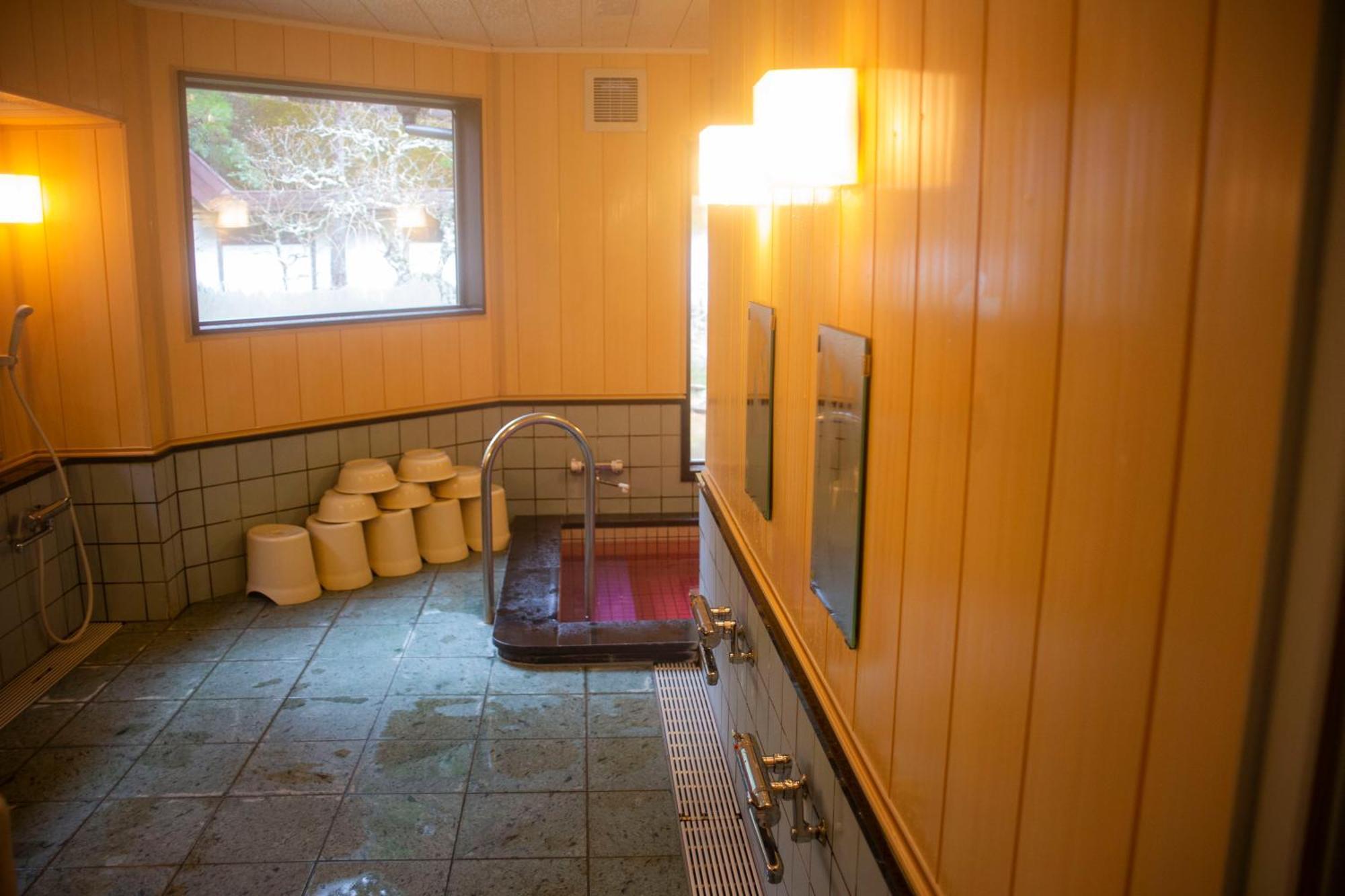 Temple Lodging Shukubo Kakurinbo Minobu Eksteriør billede