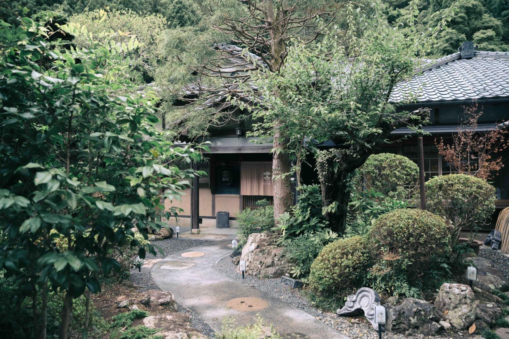 Temple Lodging Shukubo Kakurinbo Minobu Eksteriør billede