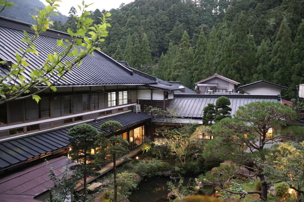 Temple Lodging Shukubo Kakurinbo Minobu Eksteriør billede