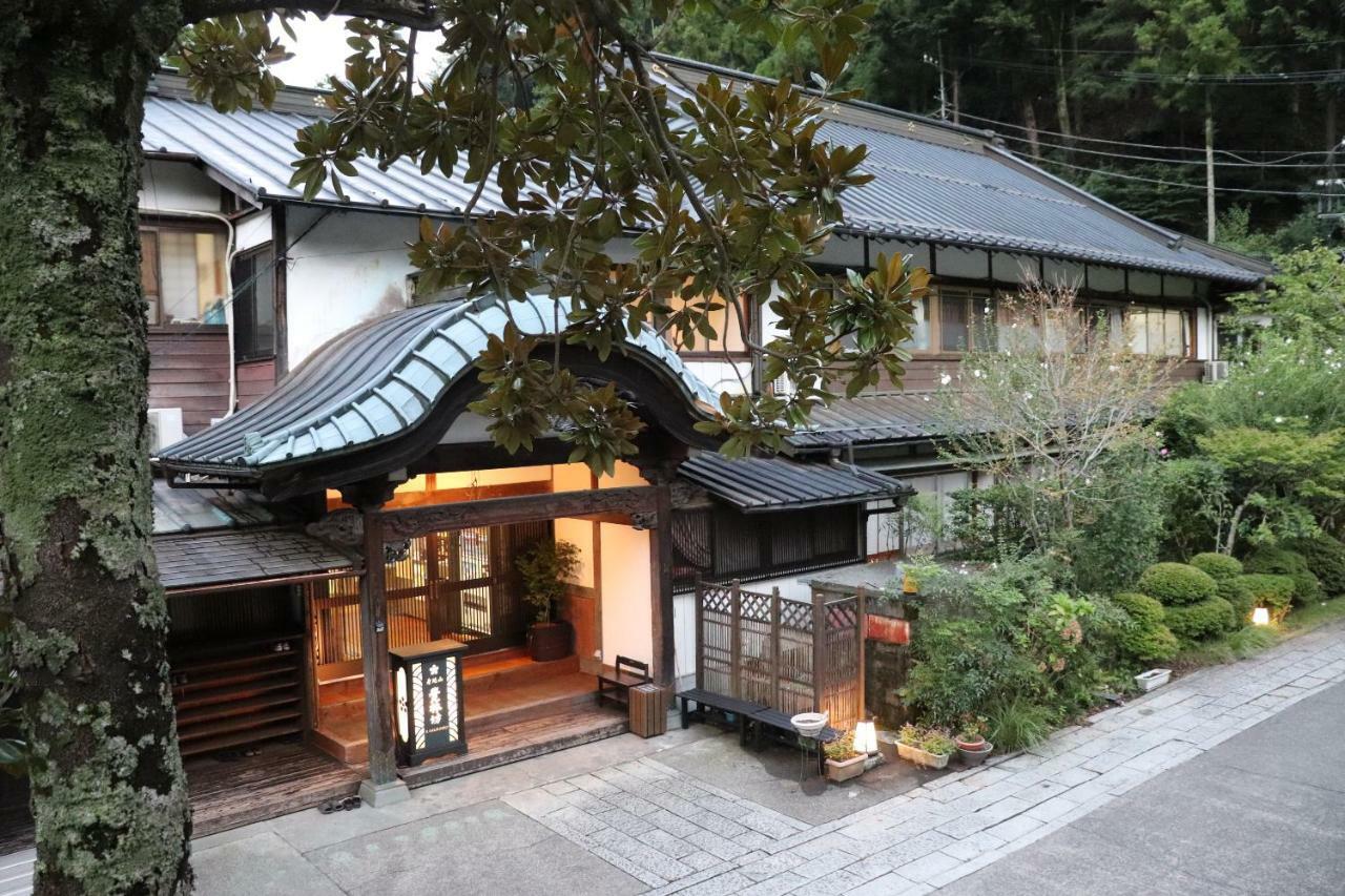Temple Lodging Shukubo Kakurinbo Minobu Eksteriør billede